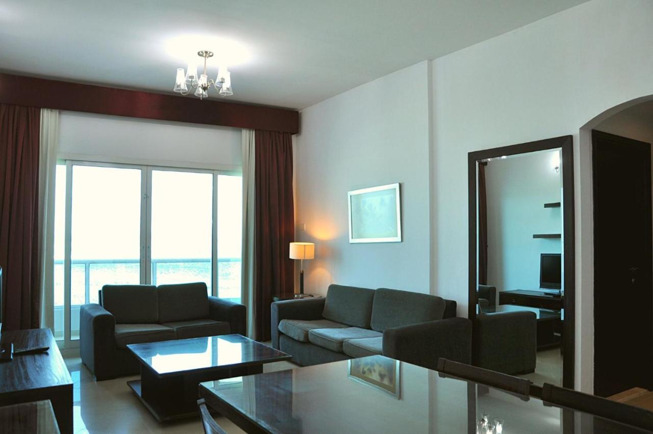 دبي Care Holiday Homes Apartments Barsha Heights المظهر الخارجي الصورة