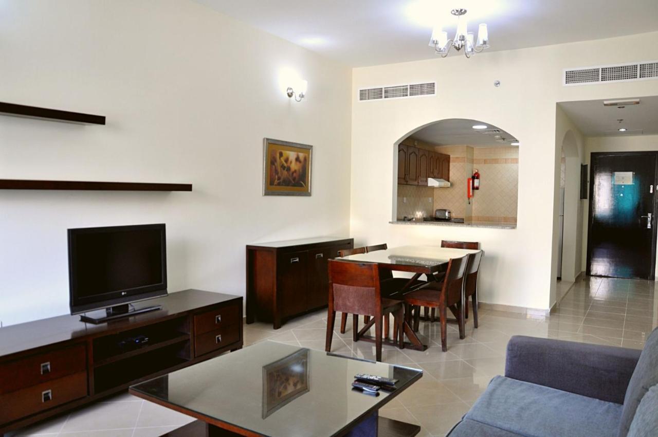 دبي Care Holiday Homes Apartments Barsha Heights المظهر الخارجي الصورة