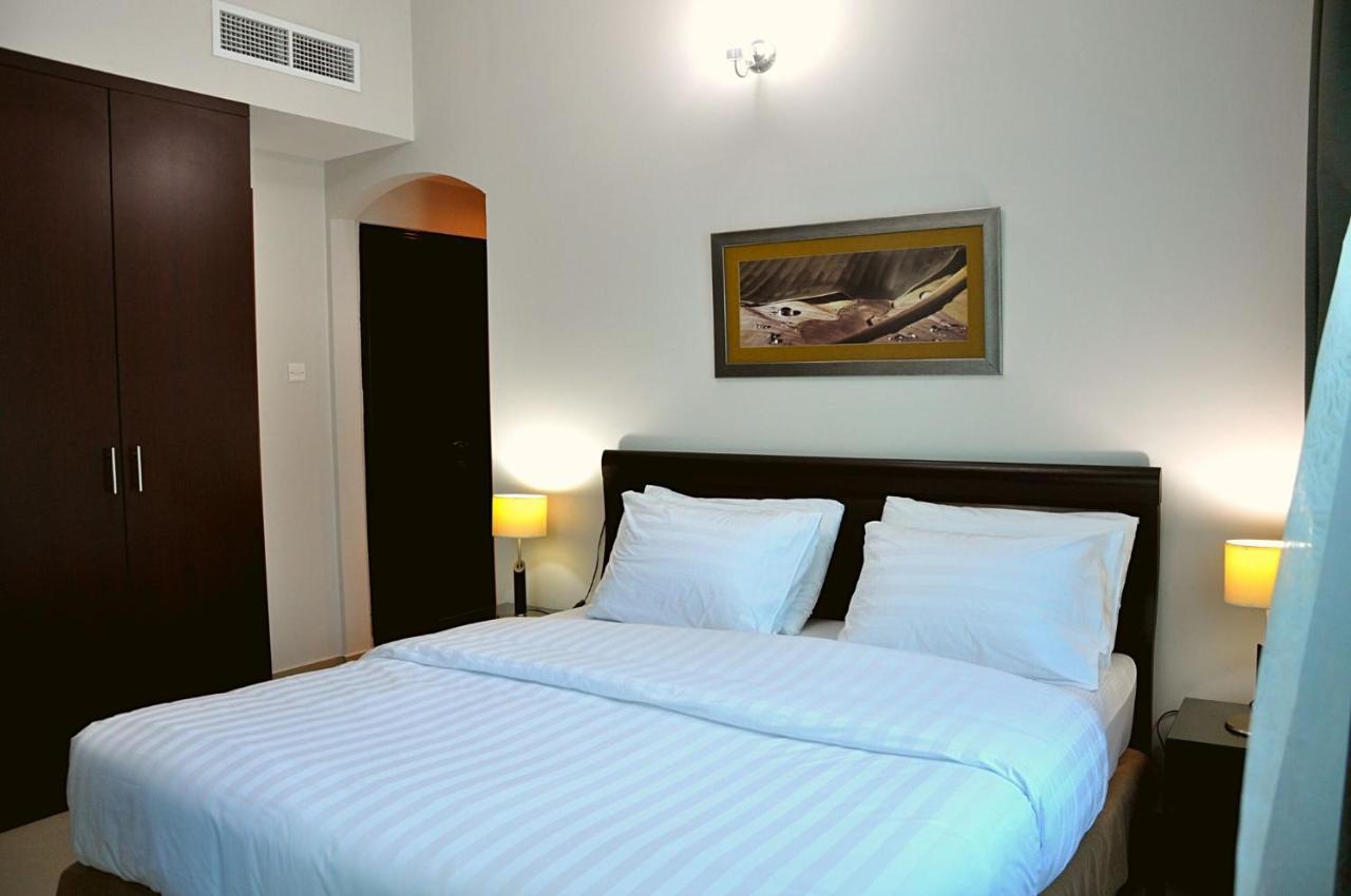 دبي Care Holiday Homes Apartments Barsha Heights المظهر الخارجي الصورة