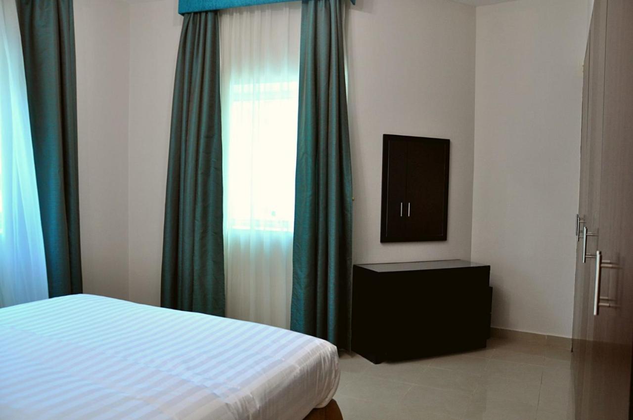 دبي Care Holiday Homes Apartments Barsha Heights المظهر الخارجي الصورة